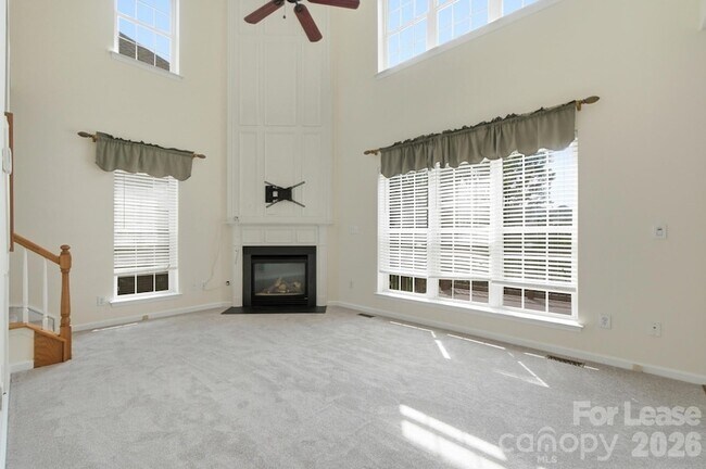 Photo - 16903 Hampton Trace Rd