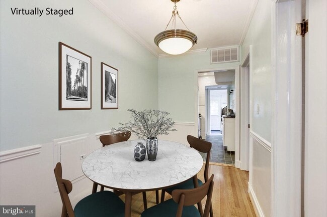 Photo - 2335 40th St NW