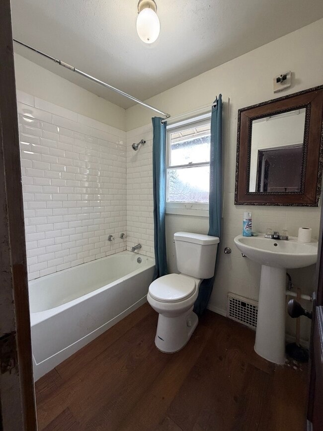 Photo - 1121 Fairview Ave