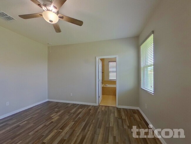 5419 Dove Cottage Ln