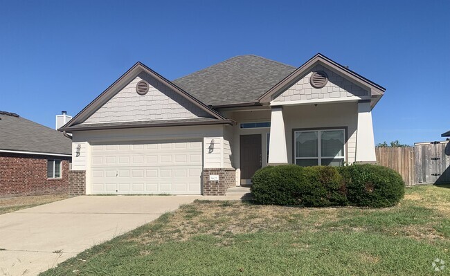Building Photo - 5827 Alexandria Dr Rental