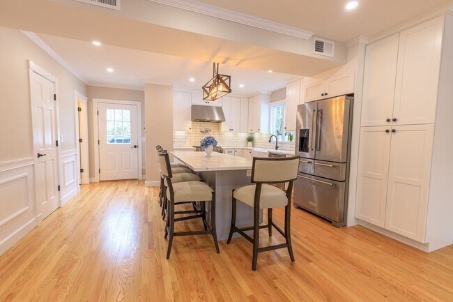 Photo - 58 Walnut St