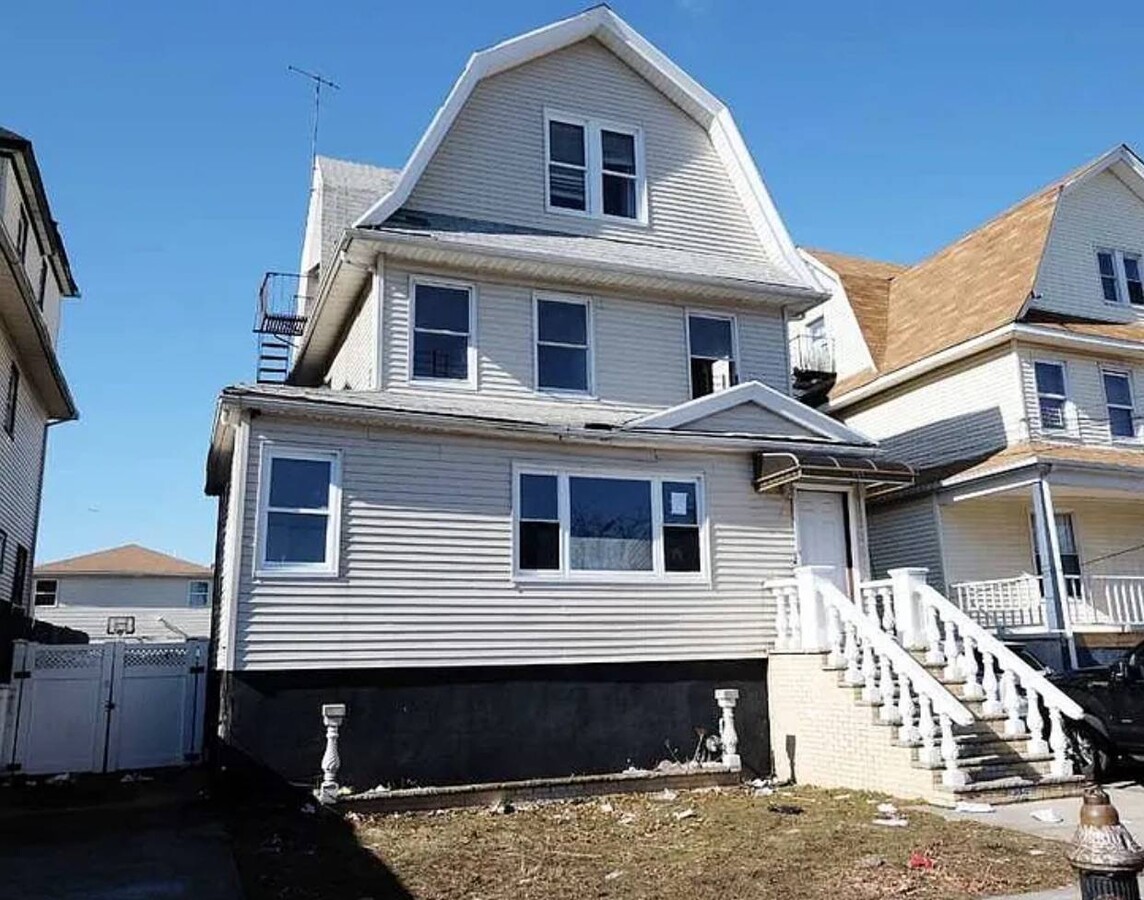 Photo - 519 Beach 66th St Casa