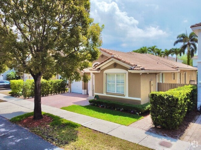 Building Photo - 11300 NW 48th Terrace Rental