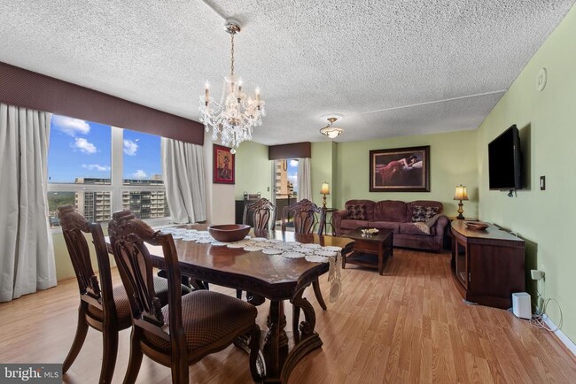 Photo - 205 E Joppa Rd Unidad 1202