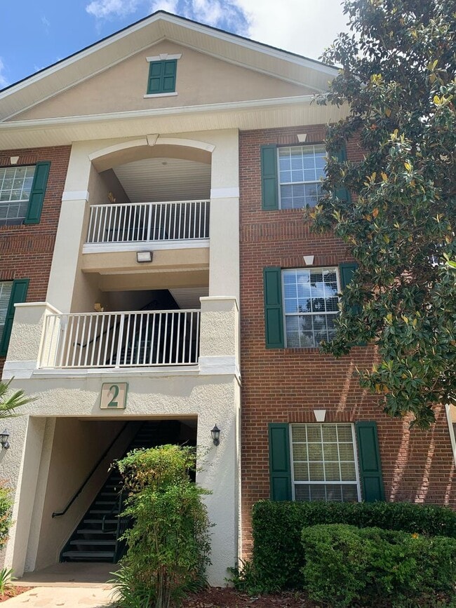 Building Photo - Beautiful and spacious two bedroom two bat... Rental