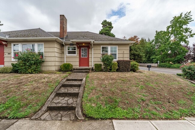 Photo - Rushbanks Unit 220