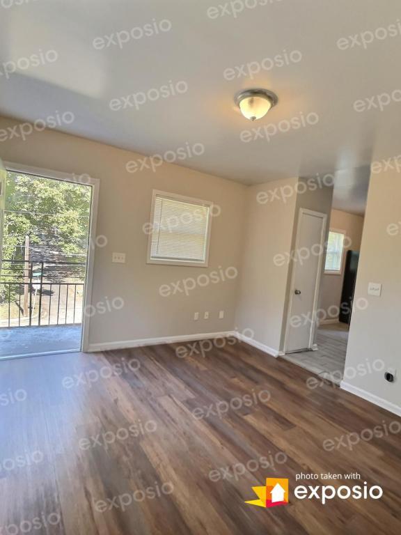 Photo - 1884 Center Ave