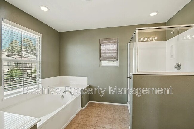 Photo - 2947 N Evergreen St