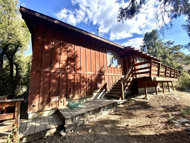 Photo - 2105 Woodland Dr