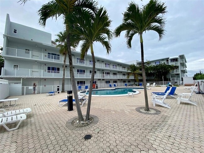 Photo - 1480 S Ocean Blvd Unidad 104
