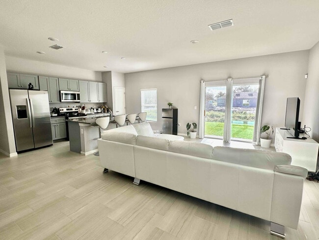 Photo - 1530 Palatka Rd SE