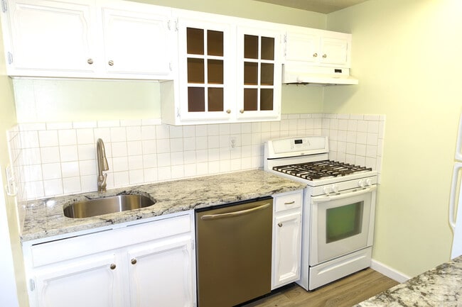 Photo - Updated Condo in Park-Like Setting