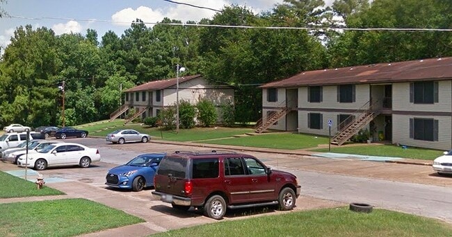 Photo - 705 Clifford St