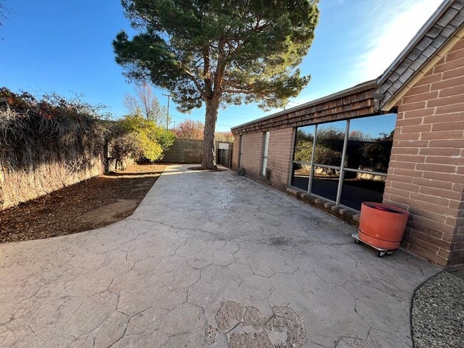 Photo - 10 Arroyo-Santiago