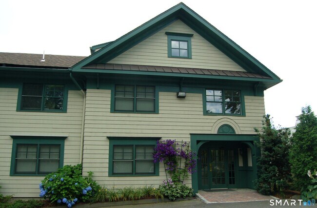 Photo - 365 Westport Ave Unit 2K