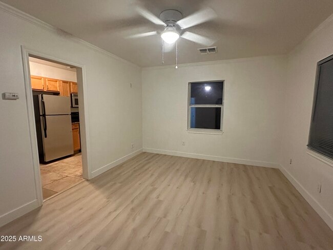 Photo - 636 N 4th Ave