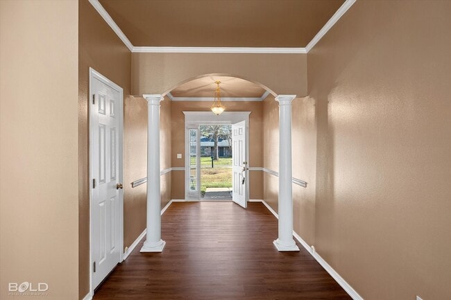 Photo - 406 Lavita Dr