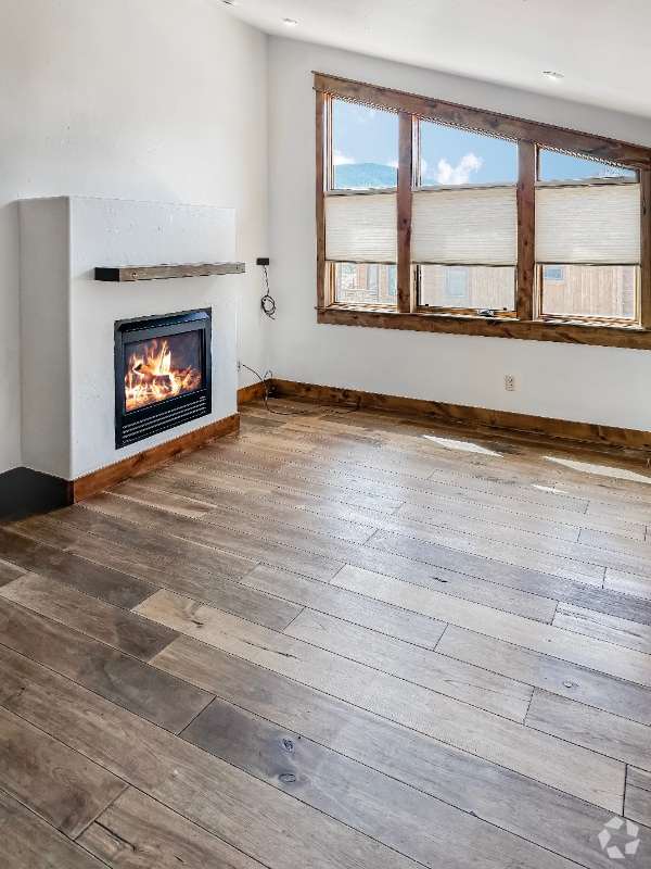 Building Photo - 80 Mule Deer Ct Unit Apt A