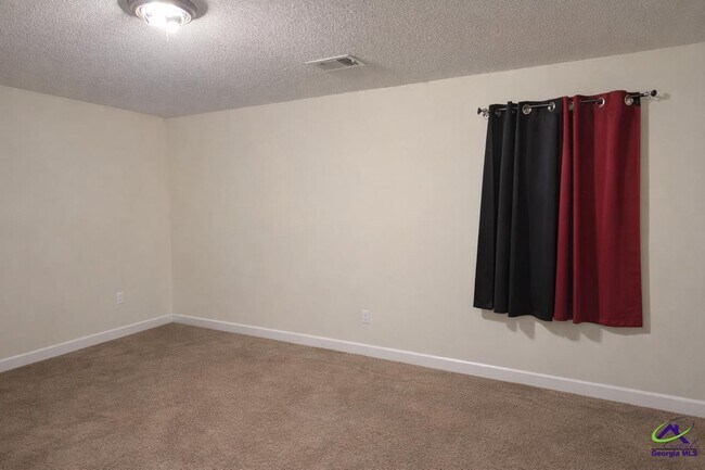 Photo - 646 Gawin Dr