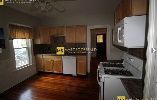 Photo - 39 Hall Ave Unit 1