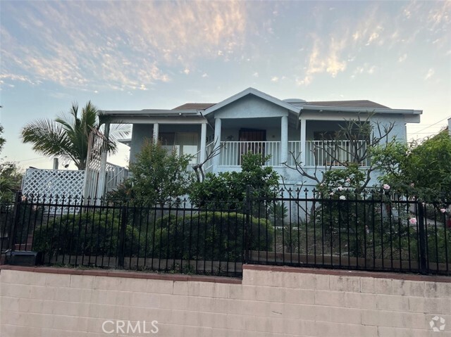 Building Photo - 4317 Winchester Ave Rental
