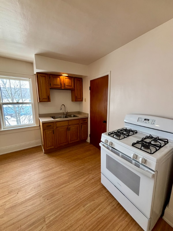 Photo - 91 Laverack Ave Unidad 3