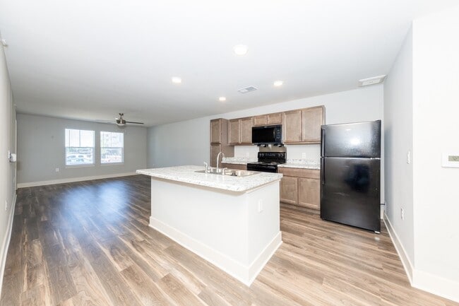 Photo - The Caravel Apartments