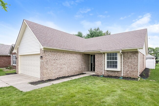 Photo - 1108 W Southport Rd