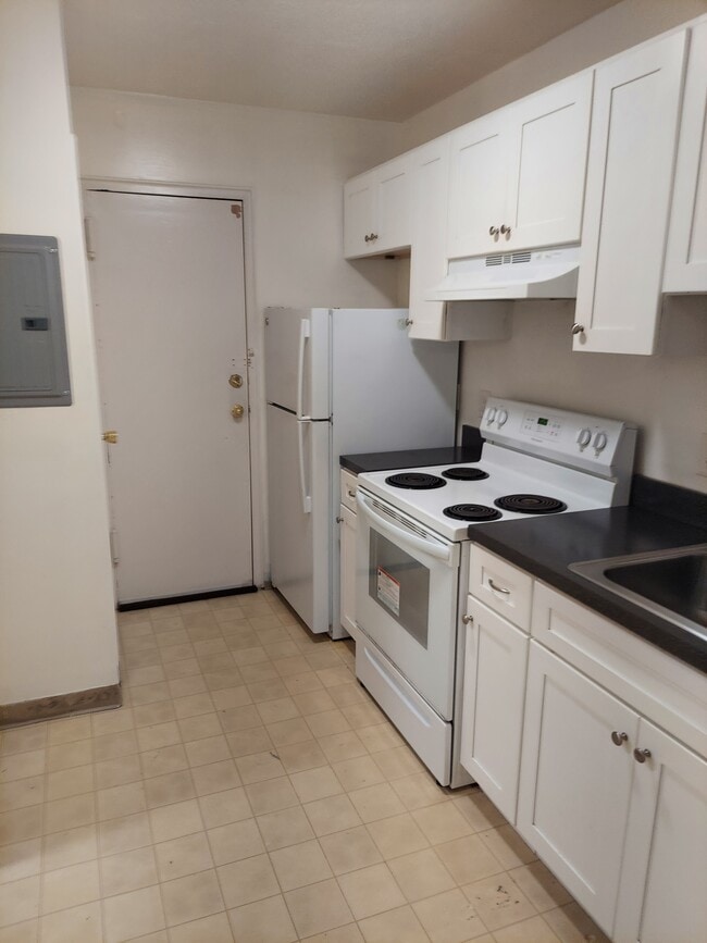 Photo - 45 Brook Rd Unit 2