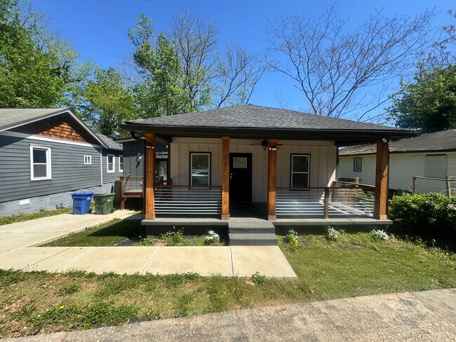 Photo - Room in House on Welch St SW
