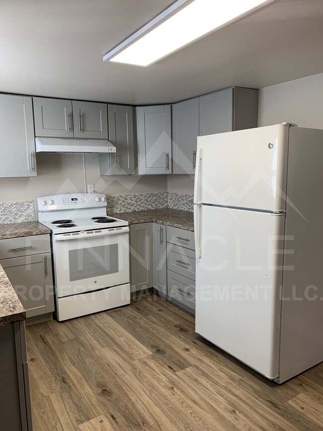 Photo - 1215 Landon Ave