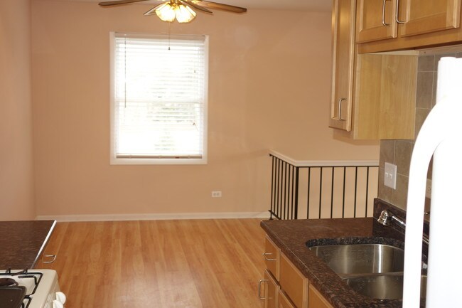 Photo - 300 Meadow Ct Unit 300