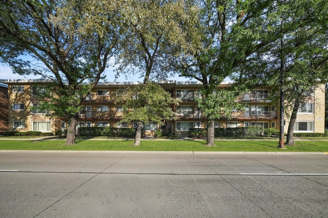 Building Photo - 4911 N Harlem Ave Rental