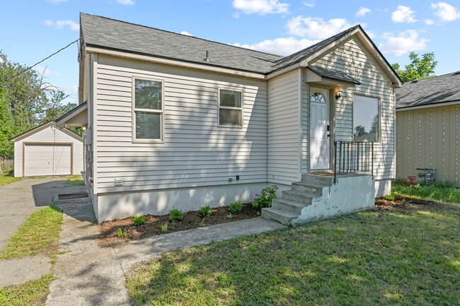 Photo - 1734 N Stone St