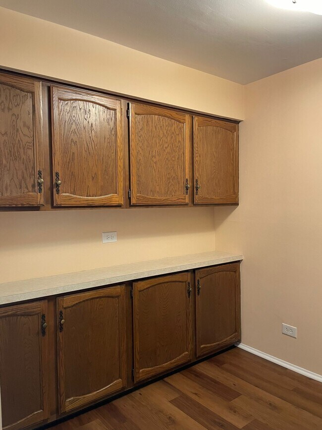 Photo - 17 Parkside Ct Unit 8