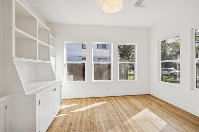 Photo - 1624 Branard St