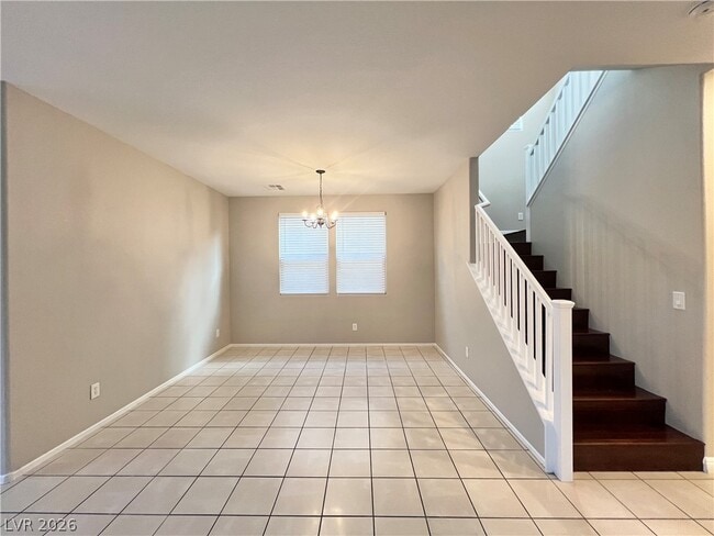 Photo - 428 Redruth Dr