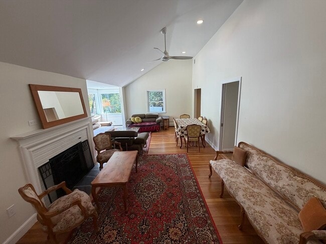 Photo - 63 Hackensack Rd