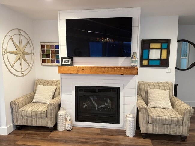 Photo - 30 Knoll Top Rd