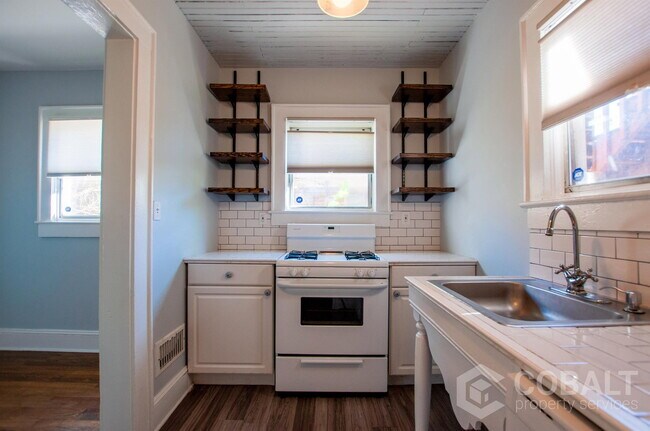 Photo - 499 Winton Terrace NE Unit 1