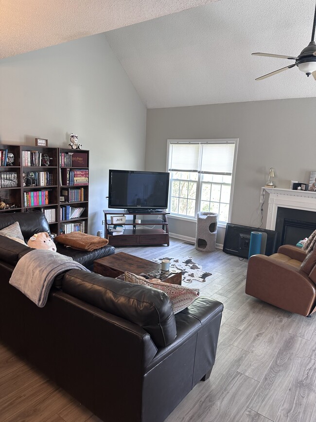 Photo - 2437 Appalachian Drive