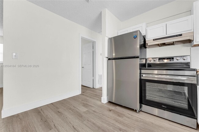 Photo - 3100 NW 42nd Ave