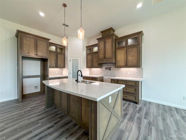 12 Azalea St