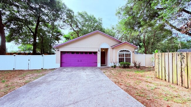 Building Photo - 1357 Woodwind Dr