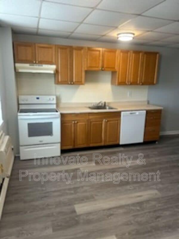 Photo - 29 Logan Ave