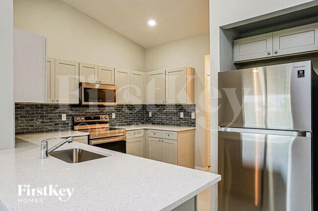 Photo - 2838 NW 3rd Pl