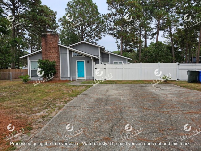 Building Photo - 3BR 2Bath in Jack Britt School District