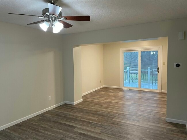 Photo - 242 New Richmond Dr