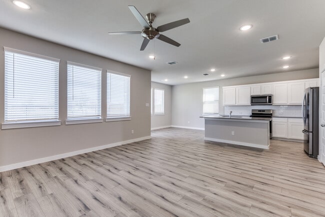 Photo - 3108 Leatherwood Ln